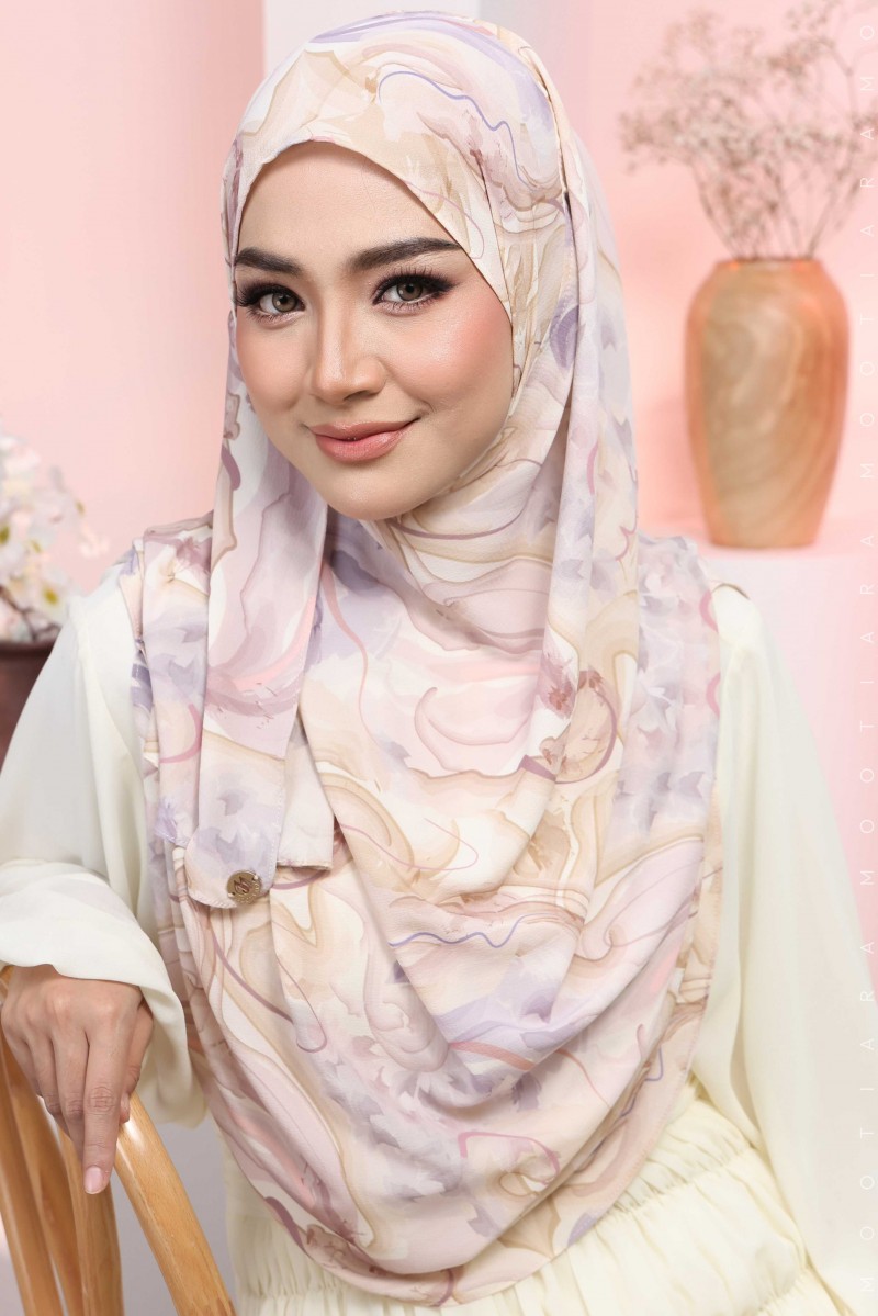 Warda Premium in MARIPOSA