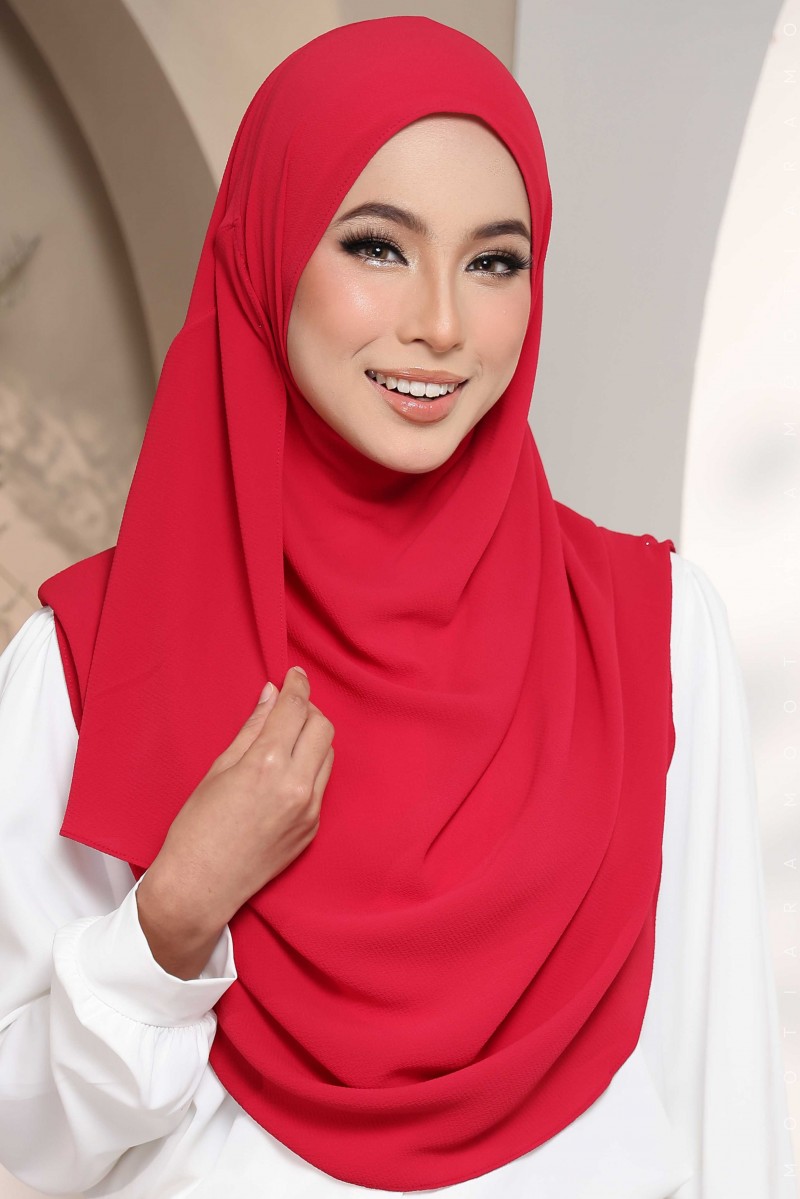Warda Klasik Plain CP66 (Cherry Red)