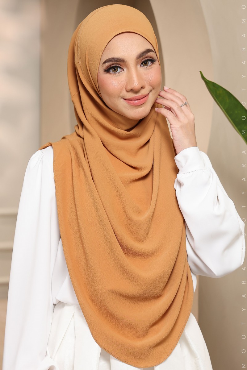 NAYLA PLAIN Instant Shawl NP49 (Caramel)