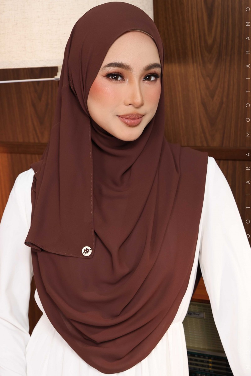 LADY WARDA Instant W81 (Rich Brown)